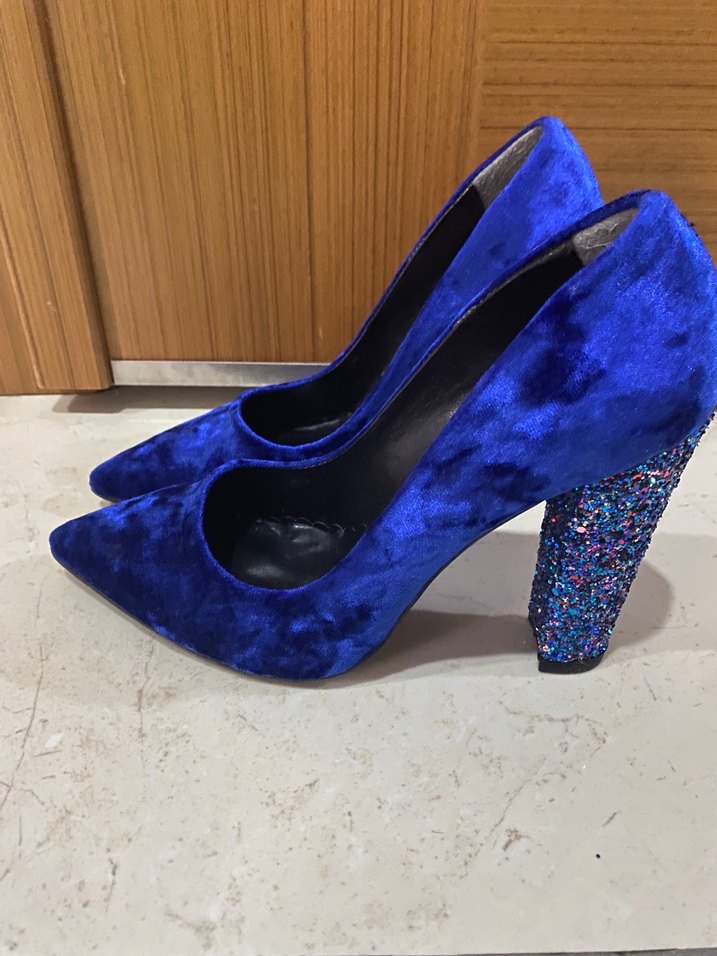 Mavi Süet Stiletto Topuklu Kadın Ayakkabı - Görsel 2