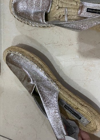 Stradivarius Gümüş Gri Keten Dolgu Topuk Espadril