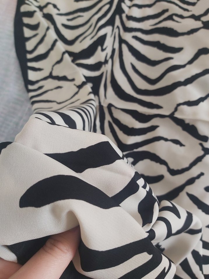 zebra desen şal - Görsel 4