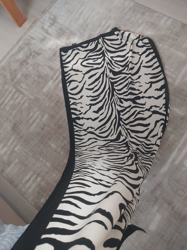 zebra desen şal - Görsel 5