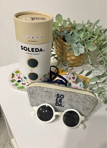 Soleda Beyaz Gözlük