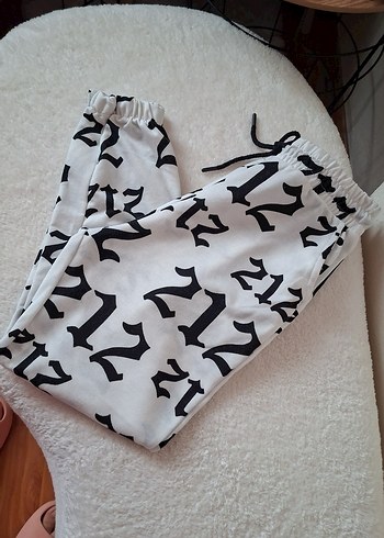 Rahat Kesim Baskılı Beyaz jager - Görsel 2