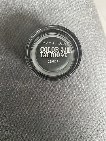 Maybelline far