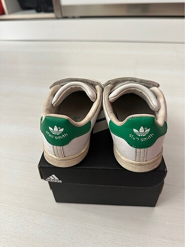 27 Beden Stan smith