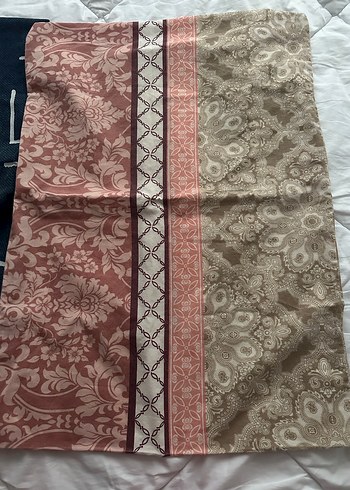 Yastık yüzü Bordo desenli ve koyu desenli - Görsel 6