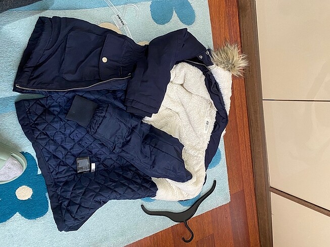 9 Yaş Beden lacivert Renk H&M kız çocuk kışlık kaban