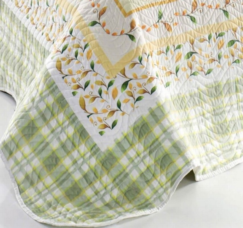 Nakışlı Pastel Yeşil Yatak Örtüsü - Görsel 2