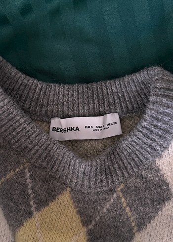 Bershka s