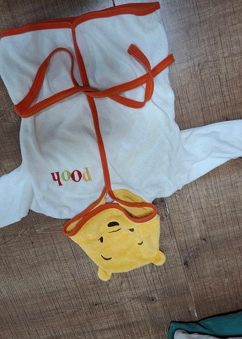 Renkli Baskılı Çocuk Bornozu Pooh - Görsel 2
