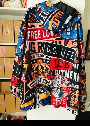 Çok Renkli Baskılı Kapüşonlu Uzun Ceket - Görsel 3