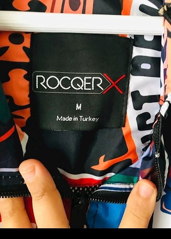 Çok Renkli Baskılı Kapüşonlu Uzun Ceket - Görsel 2