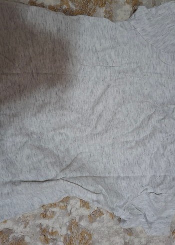 Gri Baskılı Çocuk - Görsel 3