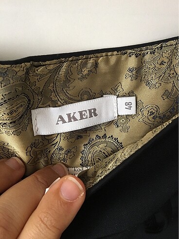 Aker aker etek