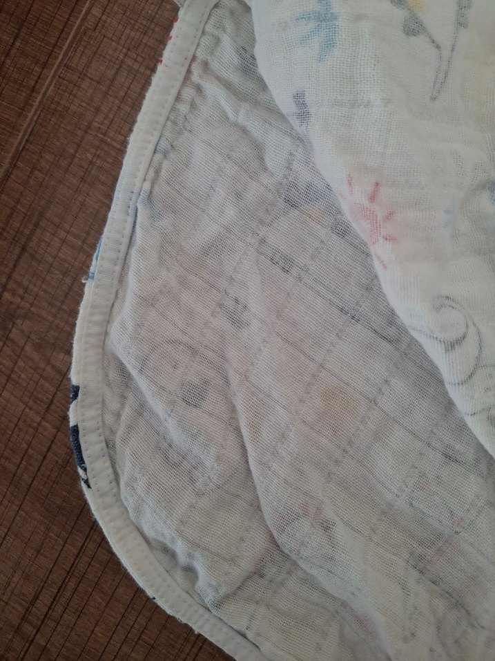 Kapüşonlu Erkek Çocuk Desenli Bornoz - Görsel 3