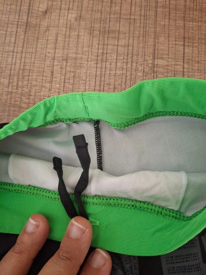 Erkek Çocuk Renkli Baskılı Mayo Şortları - Görsel 4