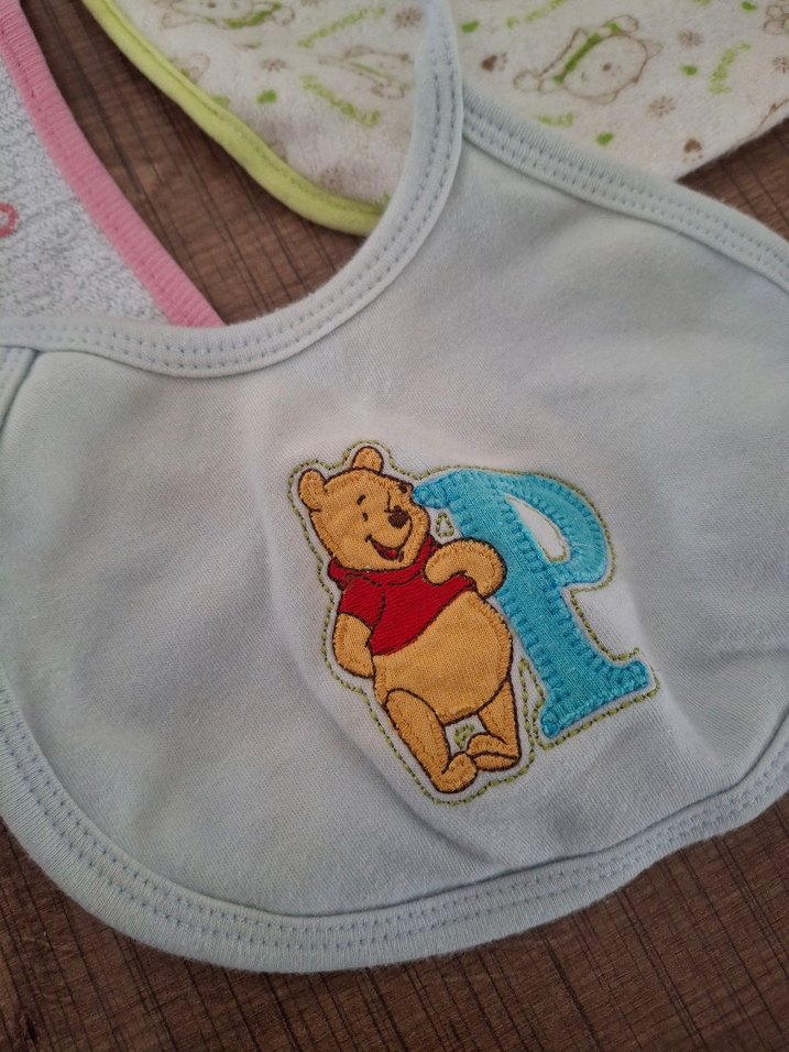 Nakışlı Pastel Renk Bebek Önlükleri - Görsel 4