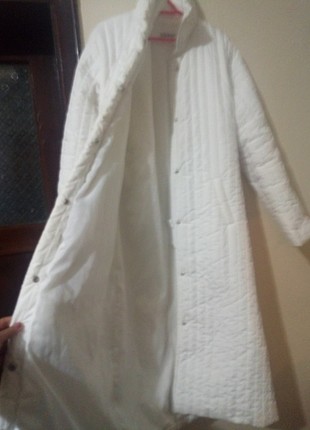 Beyaz mont 