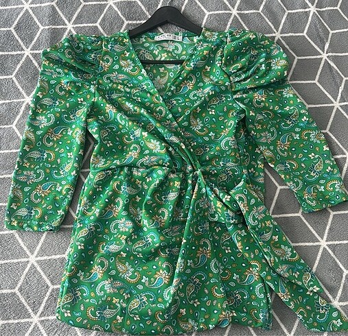 Zara Yeşil midi elbise