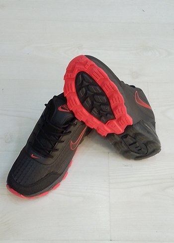 Erkek Kırmızı Siyah Spor Ayakkabı - Görsel 4