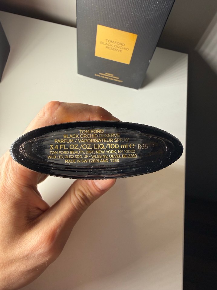 Modern Klasik Siyah Erkek Parfümü - Görsel 3