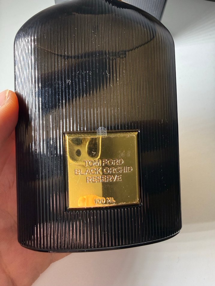 Modern Klasik Siyah Erkek Parfümü - Görsel 2