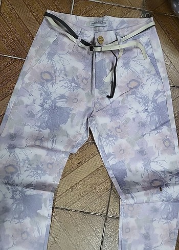 26 Beden Kadın Regular Fit Bağlamalı Midi Pantolon