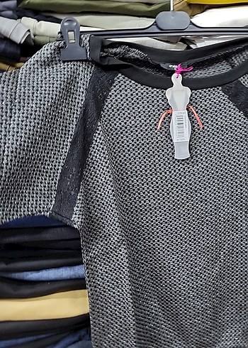 Gri Kısa Kollu Örgü Kadın Kazak - Görsel 3