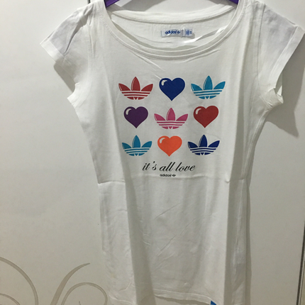 Adidas T-shirt 