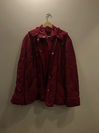 bordo renkli mont