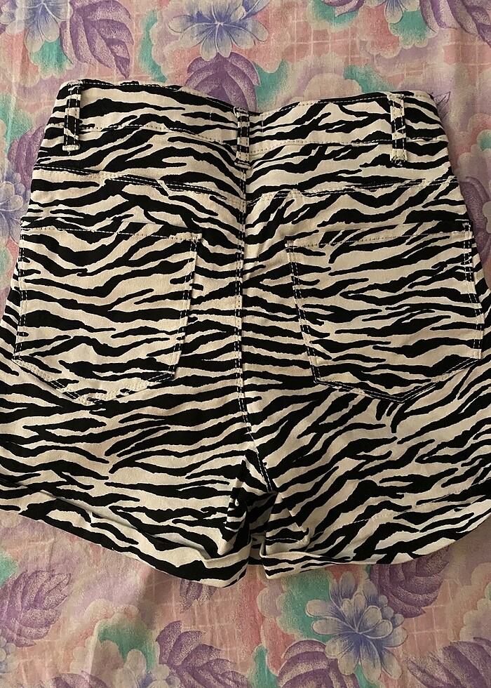 Yüksek bel şort - Görsel 2