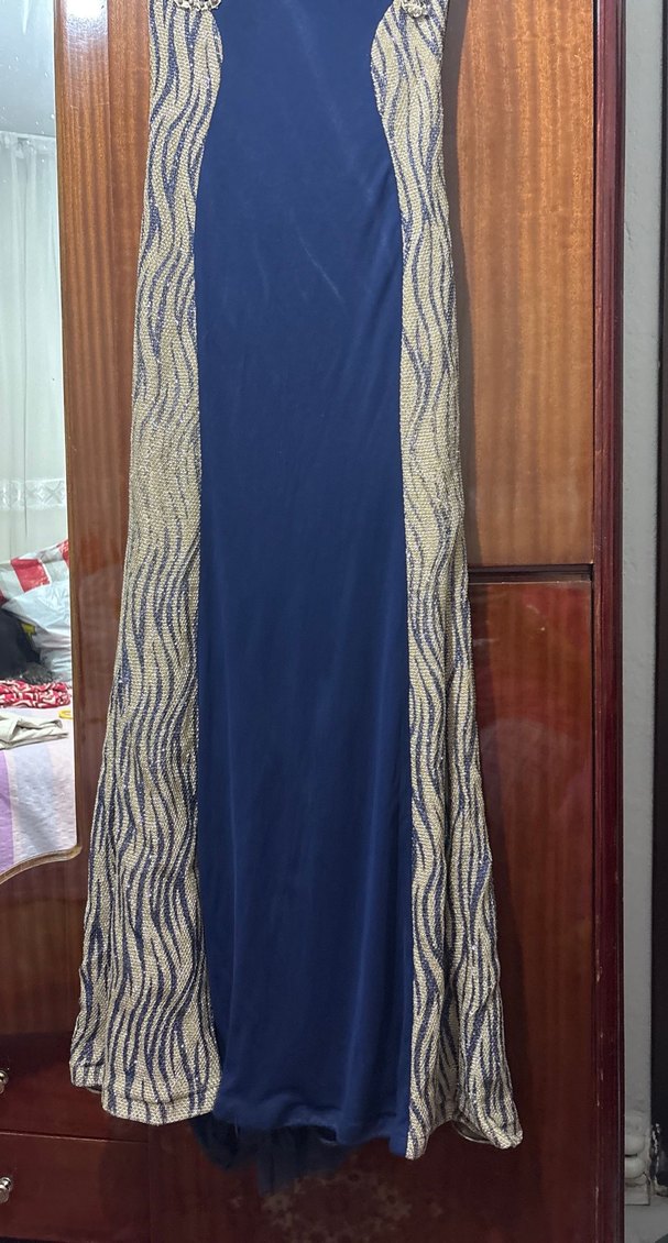 Şık Nakışlı Lacivert Uzun Abiye Elbise - Görsel 4