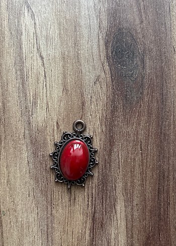 Parlak Kırmızı Vintage Boncuklu Kadın Charm - Görsel 2