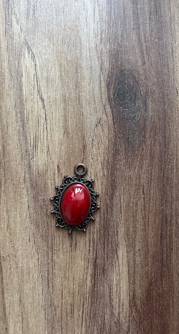 Parlak Kırmızı Vintage Boncuklu Kadın Charm - Görsel 2