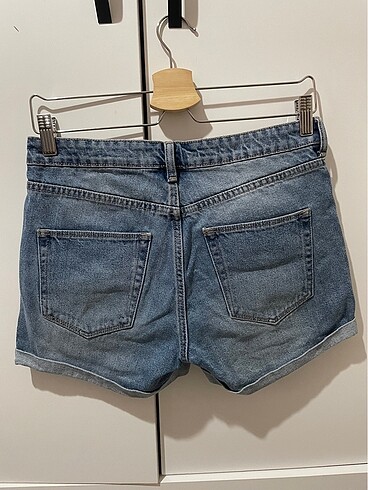 H&M H&M katlama detaylı normal bel kot şort