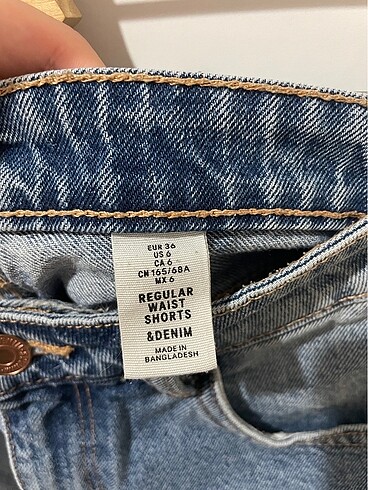 s Beden H&M katlama detaylı normal bel kot şort