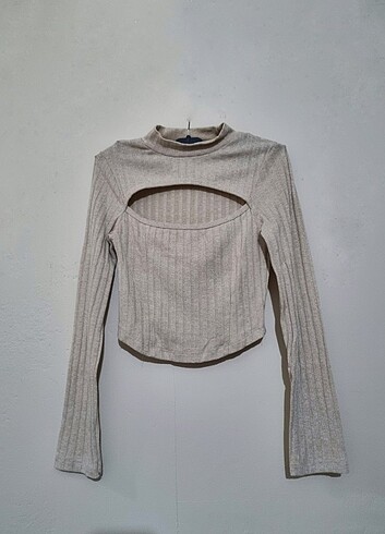 Krem rengi uzun kollu crop