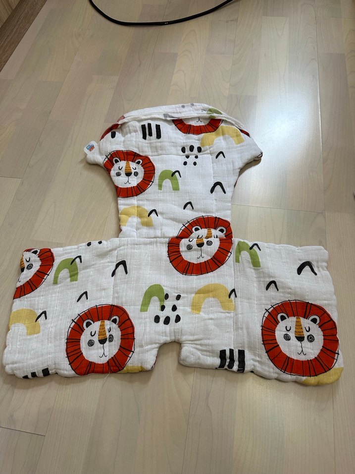 Baby Plus Aslan Desenli Müslin Bebek Minderi - Görsel 2