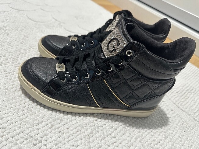 Guess Guess sneakers