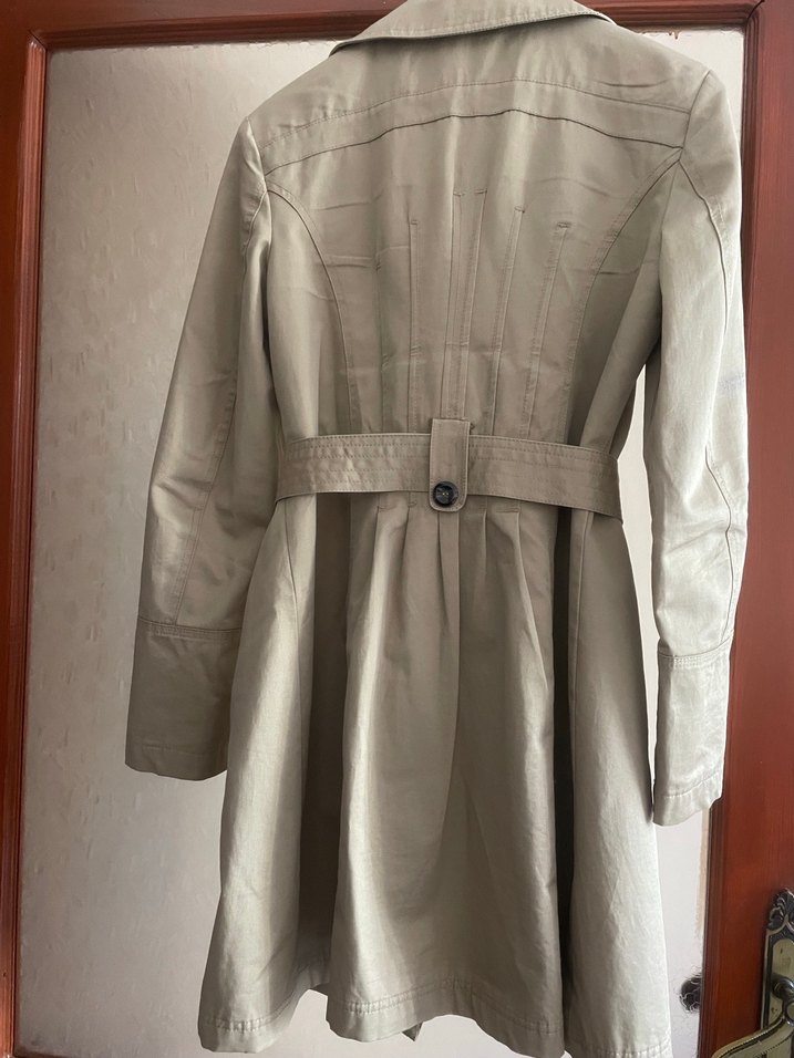 Düğmeli Bej Midi Kadın Trençkot - Görsel 5