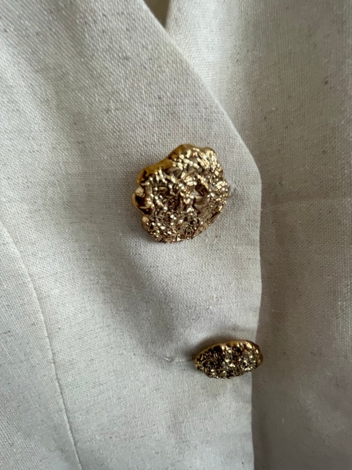 Düğmeli Keten Beyaz Kolsuz Yelek - Görsel 4