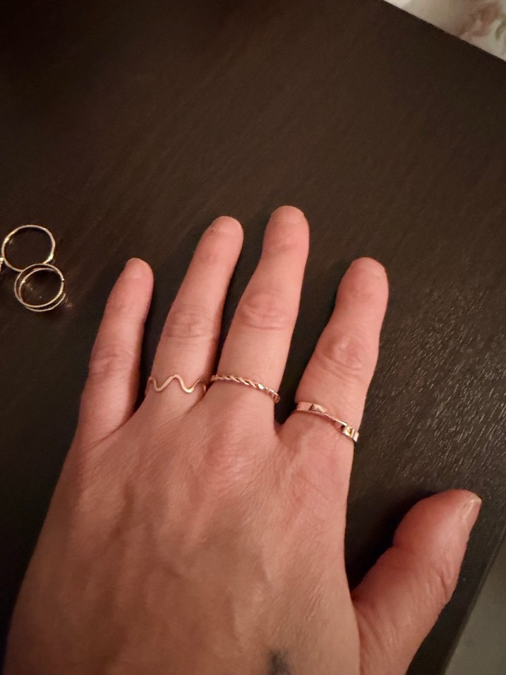 Minimalist Beyaz Boncuklu Kadın Yüzük - Görsel 3