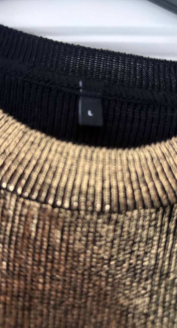 Parlak Altın Renkli Kadın Triko Kazak - Görsel 3