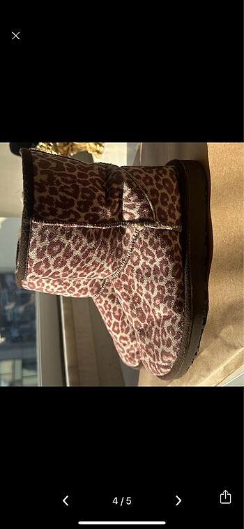 36 Beden camel Renk Orjinal UGG barkotlu temiz