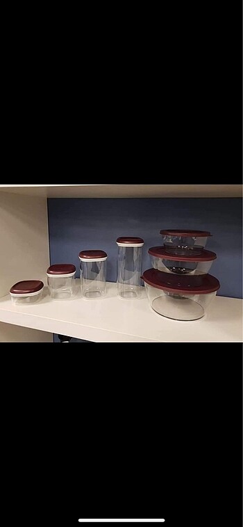 Tupperware Royal Set