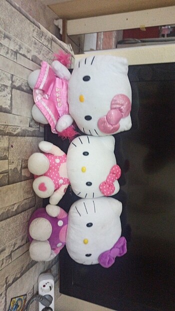 Hello Kitty Hello Kitty 