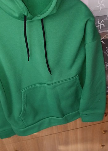 Yeşil Kapüşonlu Kadın Sweatshirt - Görsel 4