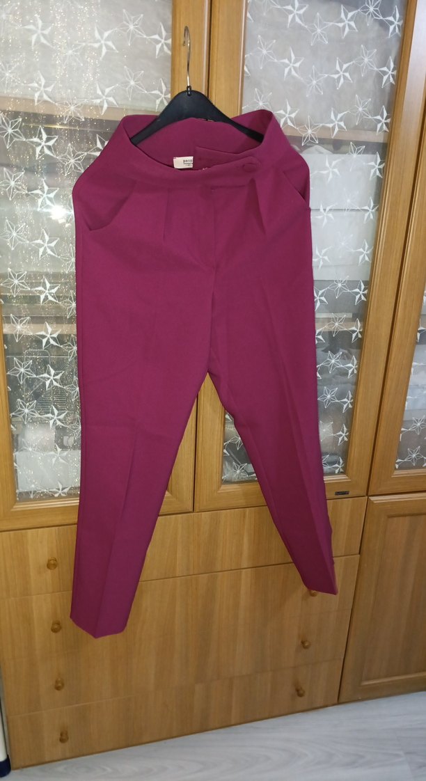 Bordo Kadın Kemerli Midi Kumaş Pantolon bel 36 - Görsel 2