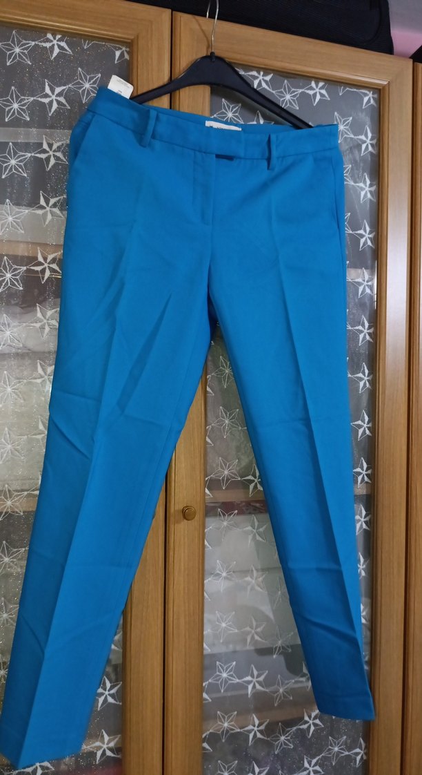 Mavi Parlak Kumaş Pantolon - Kemerli, Midi boy 90 cm - Görsel 2