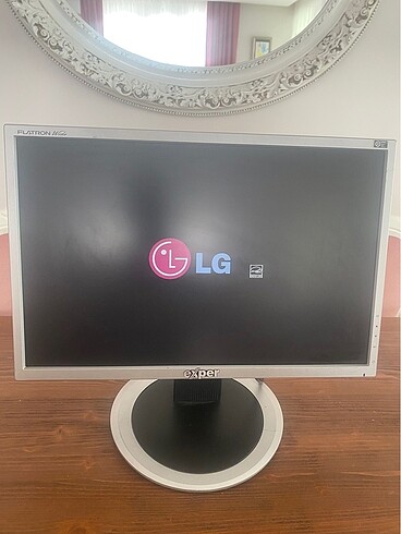 LG EXPER MONİTÖR