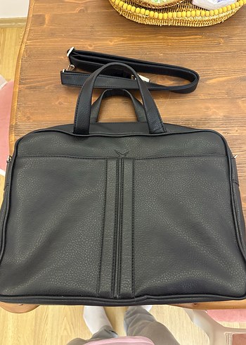 Samsonite D S Damat Deri İs Evrak Cantasi Sifir